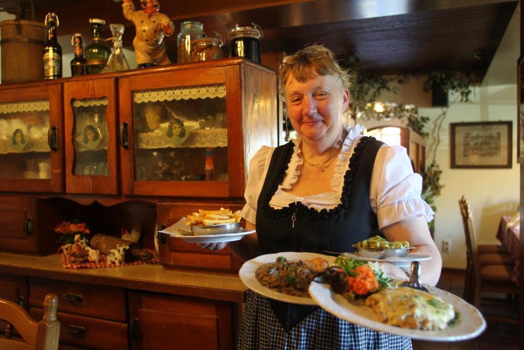 Landhotel Zur Schmiede Göhren-Lebbin Esterno foto